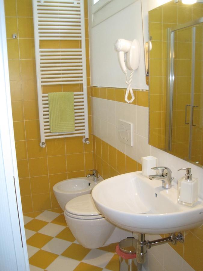Bed And Breakfast Lo Scrigno Polinago Стая снимка